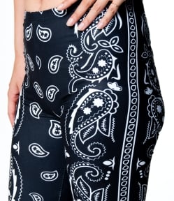 フルグラフィック マンダラ美脚ヨガレギンス - ブラックペイズリー - サブ5