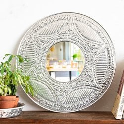 バリのアルミエンボス細工 ラウンドミラー - Lサイズ 幅約：48.5cm(ID-PFLM-53)