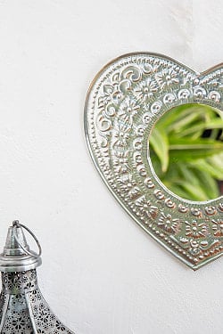 バリのアルミエンボス細工 ハートミラー - Sサイズ 幅約：28cm - サブ4