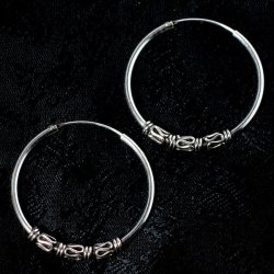 [シルバー925]シンプルエスニック・リングピアス[2.9cm]の商品写真