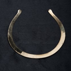 インドのゴールドメタルチョーカー - サブ5