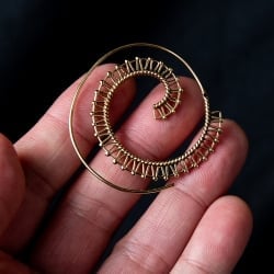 ペイズリー風ラウンドピアス - サブ5