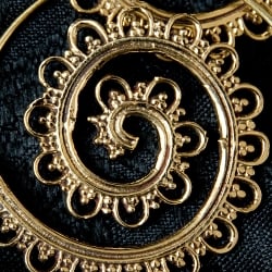 ペイズリー風伝統ピアス - サブ4