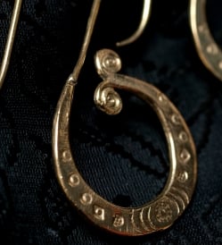 インドのトラディショナル・ピアス - サブ3