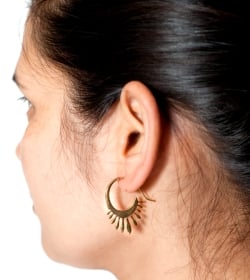 インドのトラディショナル・ピアス - サブ5
