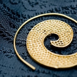 孔雀模様のうずまきピアス - サブ2