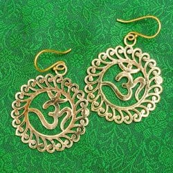 オーンのゴールデンピアス