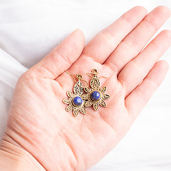 インドの花びらゴールデンピアス　パワーストーン付 - サブ4