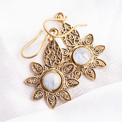 インドの花びらゴールデンピアス　パワーストーン付 - サブ5