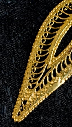 ペイズリー（更紗）の艶めきゴールドピアス - サブ2