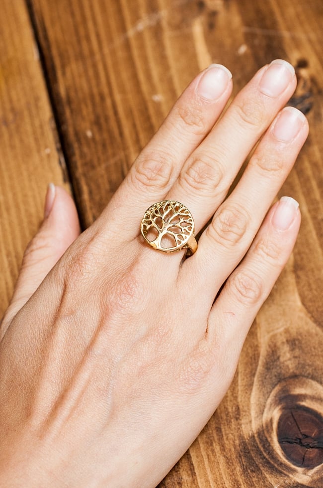生命の樹と円環のゴールドリング 5 - とても可愛らしい指輪です