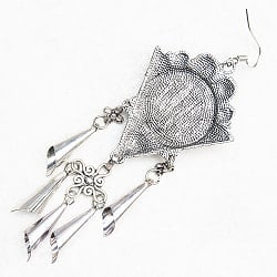 花模様刺繍細工のシルバーピアス - サブ4