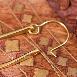 インドのゴールデン　トラディショナル・ピアス　U字形 - サブ4