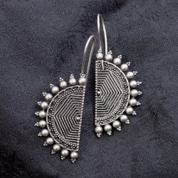 シルバーメタルピアス　アシュヴィン