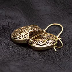 インドの伝統　ぷっくりピアス　フラワーオブライフ - サブ3