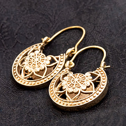 インドの伝統　ぷっくりピアス　メヘンディ - サブ2