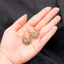 インドの伝統　ぷっくりピアス　オーム - サブ4