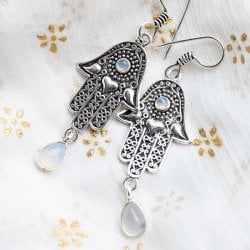 ハムサのシルバーカラーピアス（パワーストーン付）