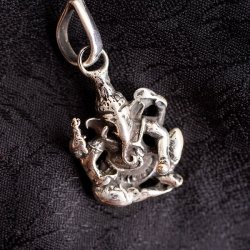 シルバー ガネーシャのペンダント【紐付】