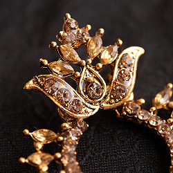 シャンパンゴールドビジューのゴージャスピアス - サブ3