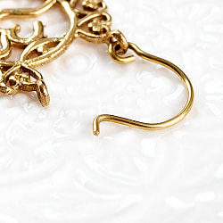 インドの伝統　ゴールドピアス　オーム - サブ5