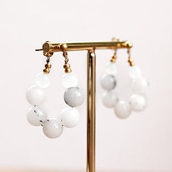 インドの伝統　天然石のボールピアス - サブ2