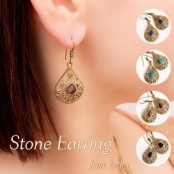 インドの伝統　天然石のティアドロップピアス