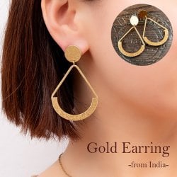 インドの伝統　ゴールドピアス　ジオグラフィック