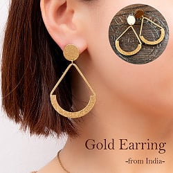 インドの伝統　ゴールドピアス　ジオグラフィックの商品写真