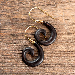 インドの木製トライバルピアス　螺旋 - サブ3