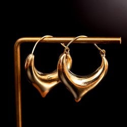 インドの伝統　ゴールドピアス　しずく