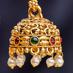 ジュムキ(Jhumka)と呼ばれる インド伝統 テンプルジュエリーのピアス ラクシュミー・大 - サブ3