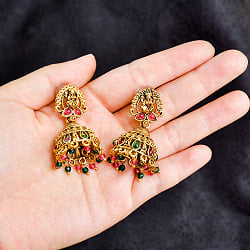 ジュムキ（Jhumka）と呼ばれる　インド伝統　テンプルジュエリーのピアス ラクシュミー・レッド - サブ5