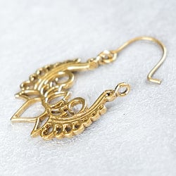 インド伝統デザイン ゴールドフックピアス - ロータス - サブ4