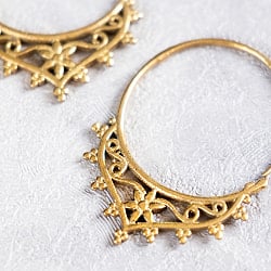 インド伝統デザイン ゴールドフープピアス - フラワー - サブ4