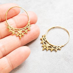 インド伝統デザイン ゴールドフープピアス - フラワー - サブ5