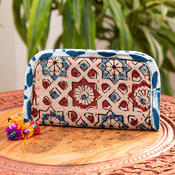 ウッドブロックとカンタ刺繍の伝統染めポーチ 小 ジッパータイプ - サブ2