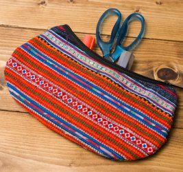 モン族の伝統刺繍小物入れ＆ペンケース[古布&クロスステッチ]の商品写真
