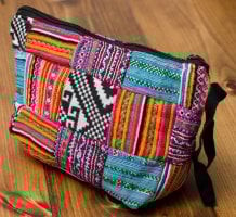 モン族のサブバッグ&小物入れ[幅:約22cm パッチワーク]