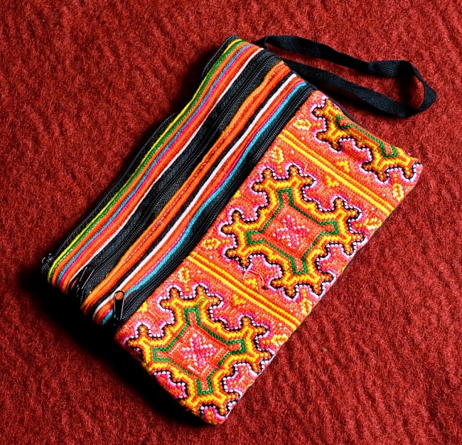 モン族刺繍の三連ジッパーサブバッグ -たて約15cm x 約よこ25cm 11 - 選択C