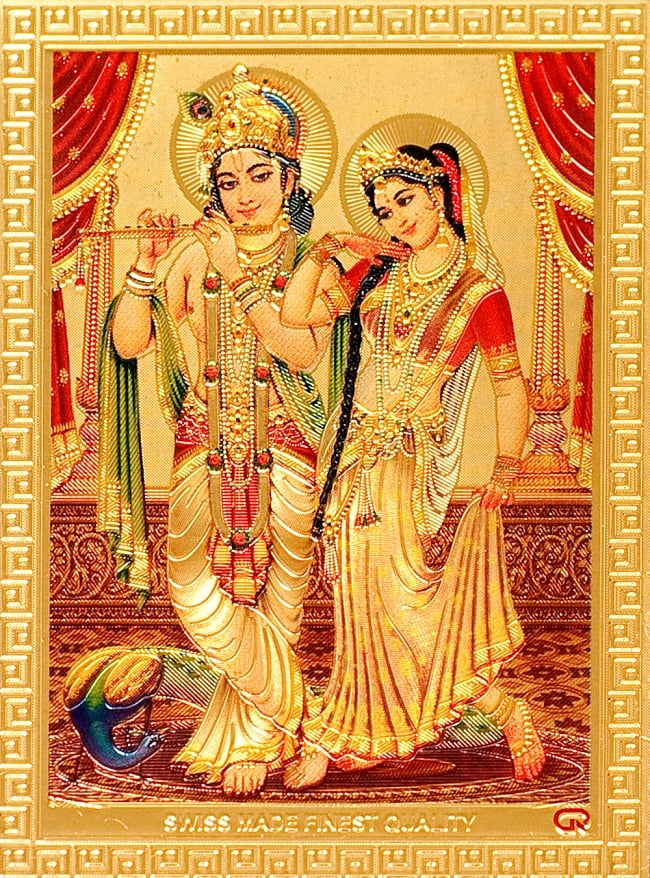 〔約6cm×約8.5cm〕インドのヒンドゥー神様ゴールドお守りカード ステッカー - クリシュナとラーダの写真1枚目です。全体写真です。光沢感のある金色をベースに、立体感のあるエンボスで模様へ綺麗な彩色が施されています。クリシュナ,Krishna,ポスター,ヒンドゥー教,絵画