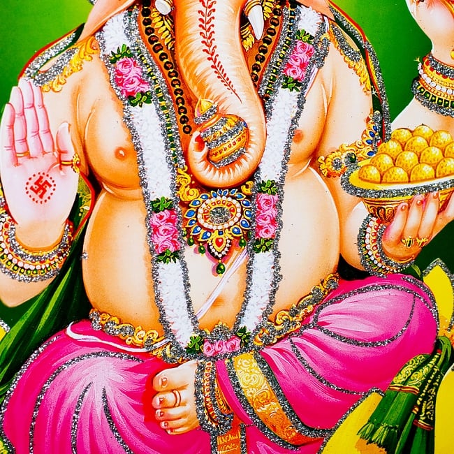 〔約40.5cm×約30.5cm〕輝くラメ入り・インドのヒンドゥー神様ポスター - ガネーシャ 学問と商売の神様 3 - 光の角度でラメが綺麗に輝きます。