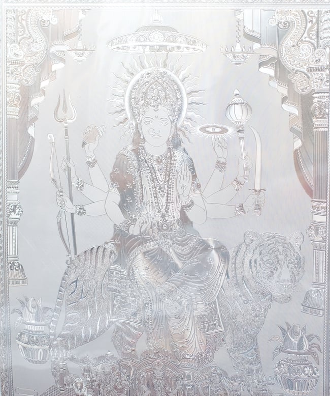 〔約40cm×約30cm〕インドのヒンドゥー神様ゴールドポスター - ドゥルガー 勝利の女神 7 - 裏側はこの様になっています。紙ではないので、水に濡れても大丈夫です！