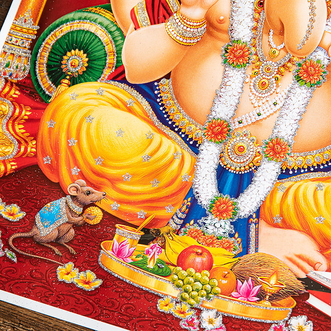 〔約40.5cm×約30.5cm〕輝くラメ入り・インドのヒンドゥー神様ポスター - ガネーシャ 学問と商売の神様 3 - 細部を見てみました。雰囲気たっぷりです。