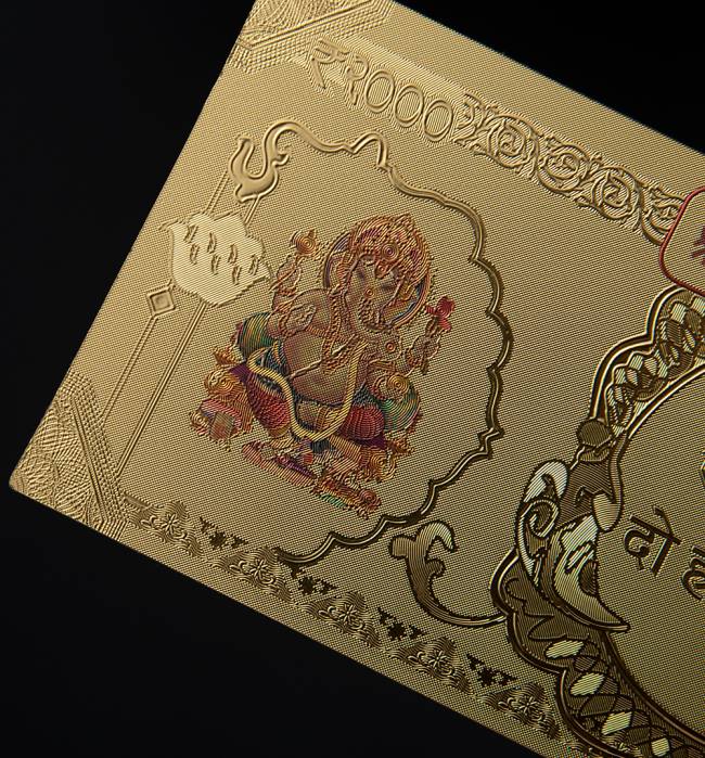 【30個セット】2000ルピー札モチーフのゴールドカード 4 - 学問と商売の神様ガネーシャです。