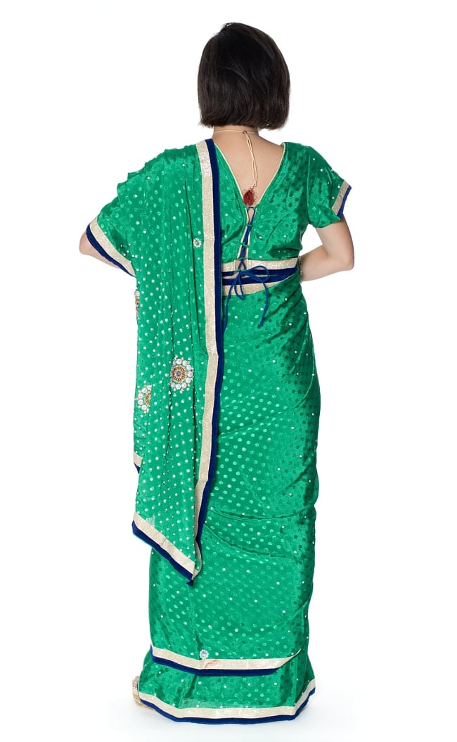 ビーズ刺繍のドット柄マハラニインドサリー【チョリ付き】 - 緑 3 - 後ろからの写真です