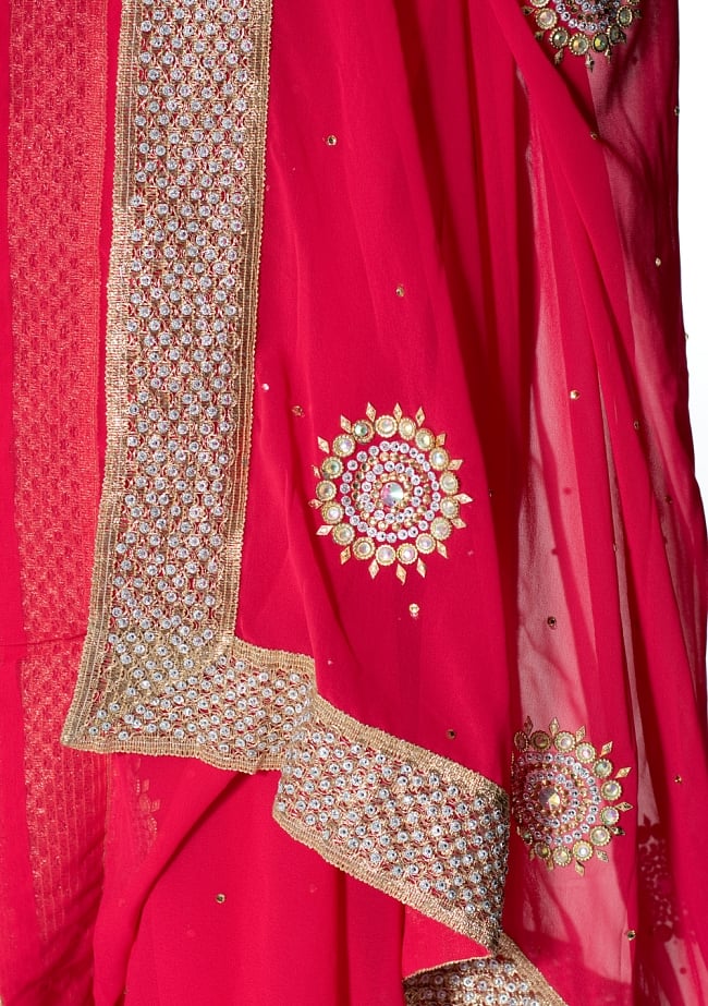 金糸とビーズ刺繍のジョーゼットインドサリー【チョリ付き】 - 赤 7 - 縁の拡大写真です