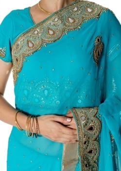 【一点物】ミラーワークと刺繍の婚礼用ゴージャス ジョーゼットサリー【チョリ付き】 - ターコイズブルー - サブ5