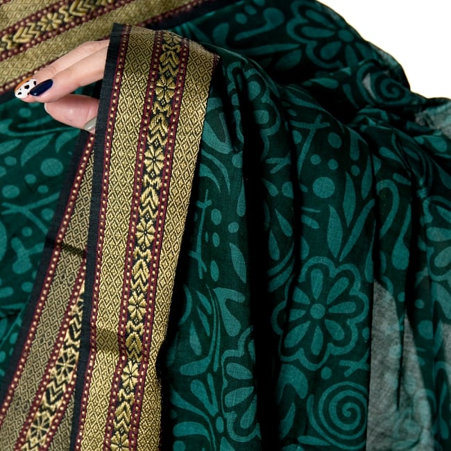 〔チョリ付き〕昔ながらのコットンサリー - フラワー 6 - 雰囲気あるコットン生地のサリーです