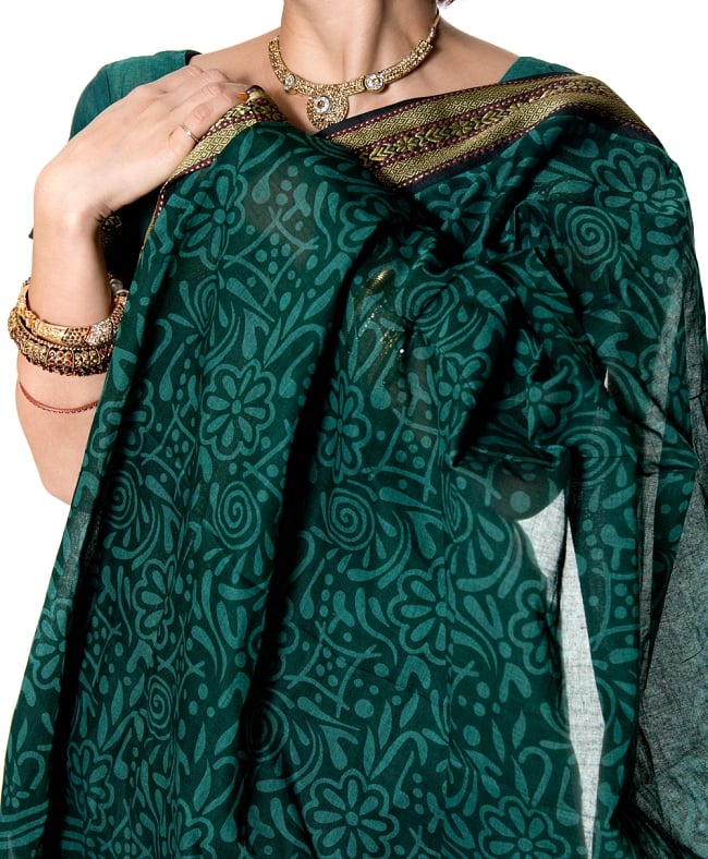 〔チョリ付き〕昔ながらのコットンサリー - フラワー 7 - 別の角度からの写真です